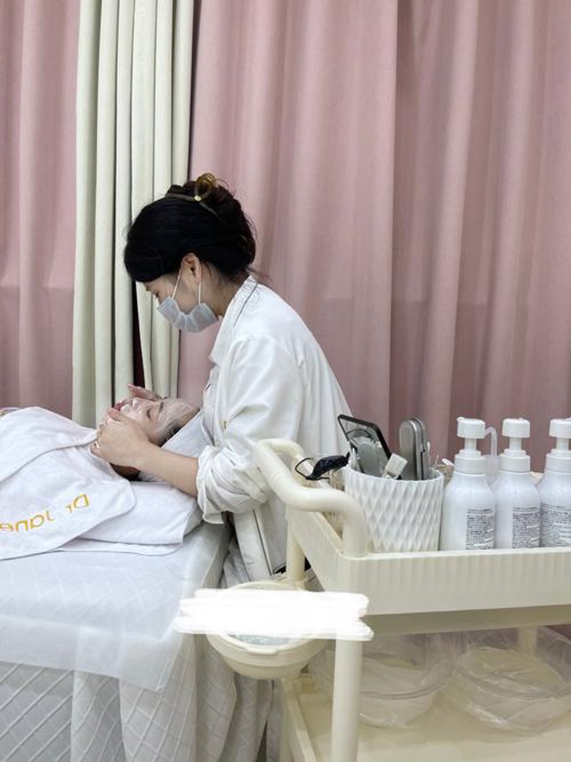 藏地风情中的美丽密码——拉萨美容院行业观察